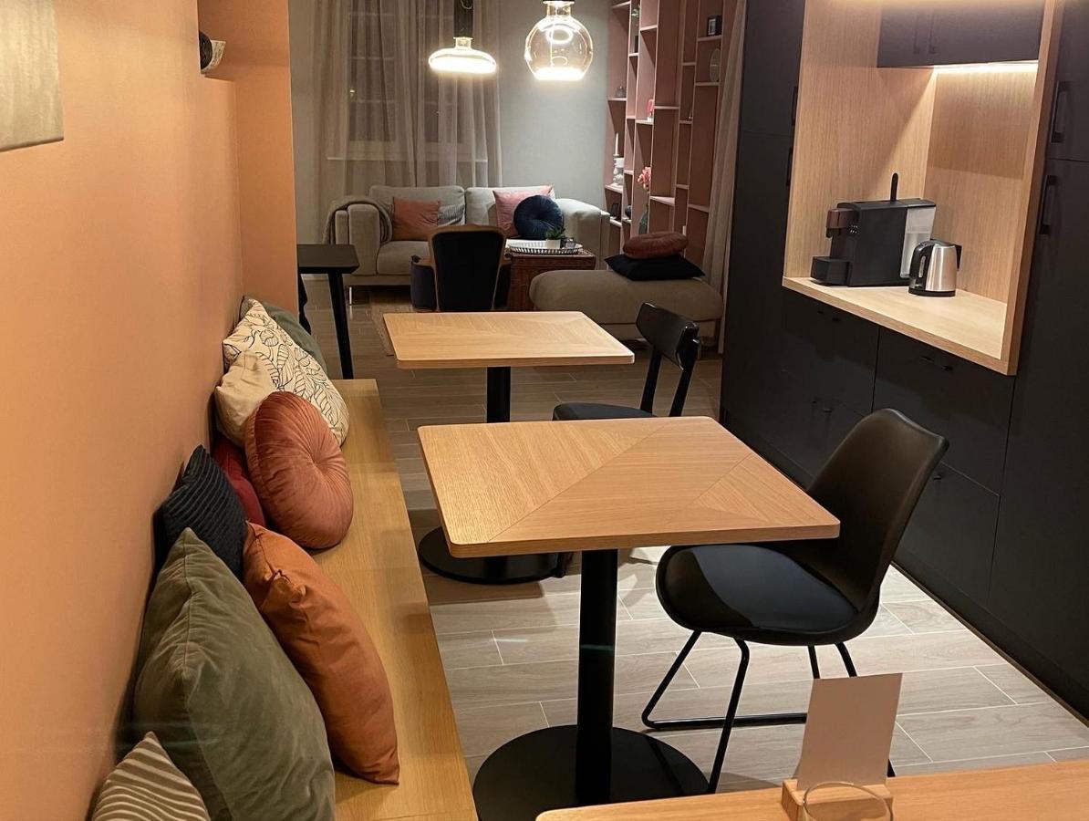 马里斯楼基斯住宿加早餐酒店 哈瑟尔特 外观 照片